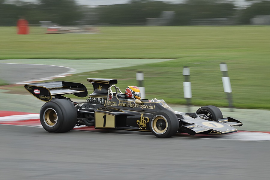 racecars-listcontent-type72.jpg