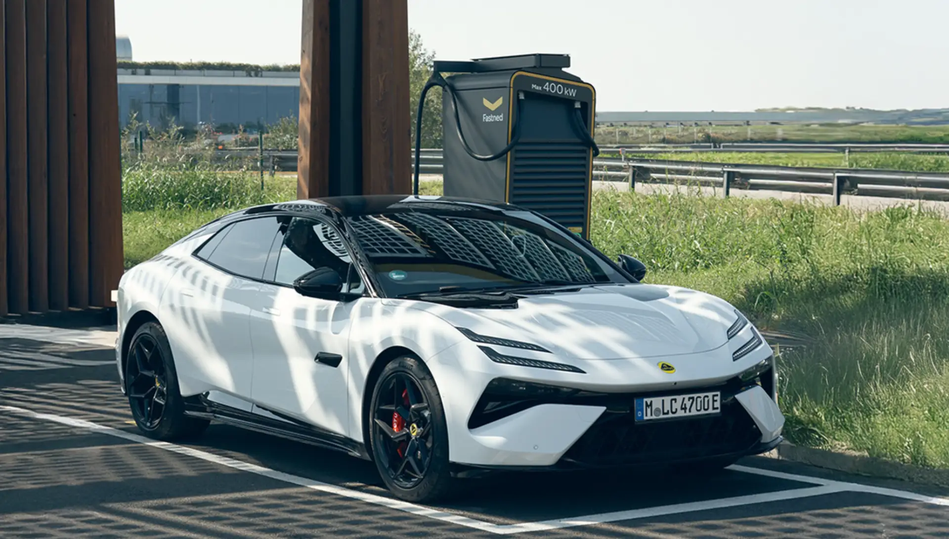 www.lotuscars.com